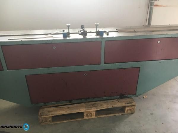 Машини за стъклопакети