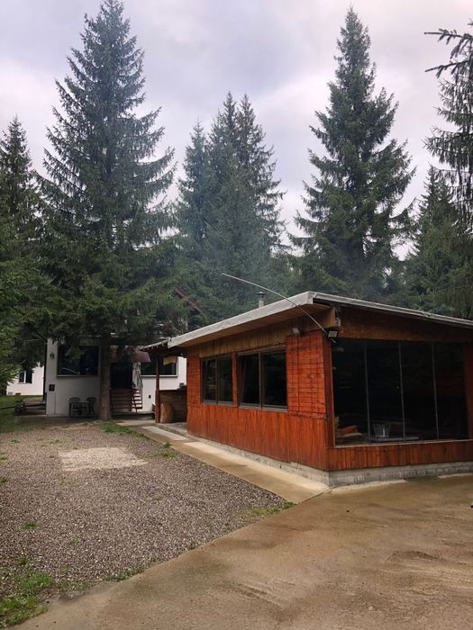 Cazare Cabana Barlogul Ursului Comandau