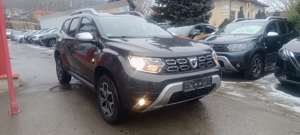 Duster benzina 1,6, benzina 4x4 ,4x2 ,2019.  Garantie un an .