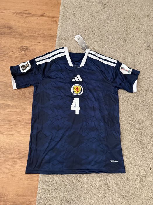 Tricou McTominay