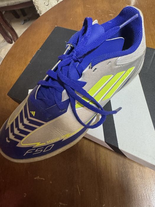 Сороконожки Adidas Messi