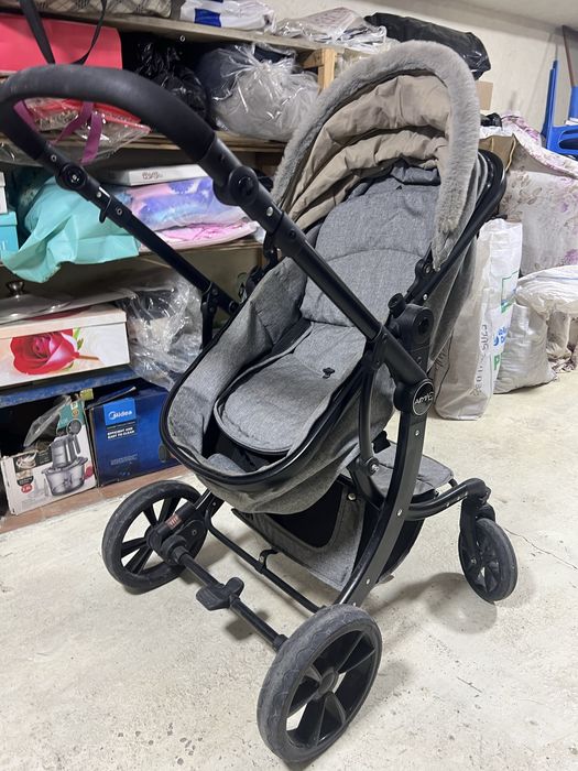 Kolyaska yengide zor sastayanada turbti bitta artib tozalavosa yengide