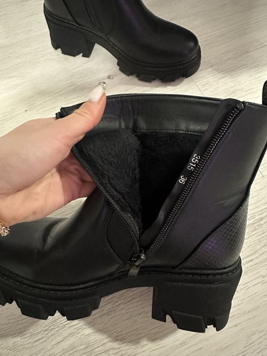 Дамски боти.