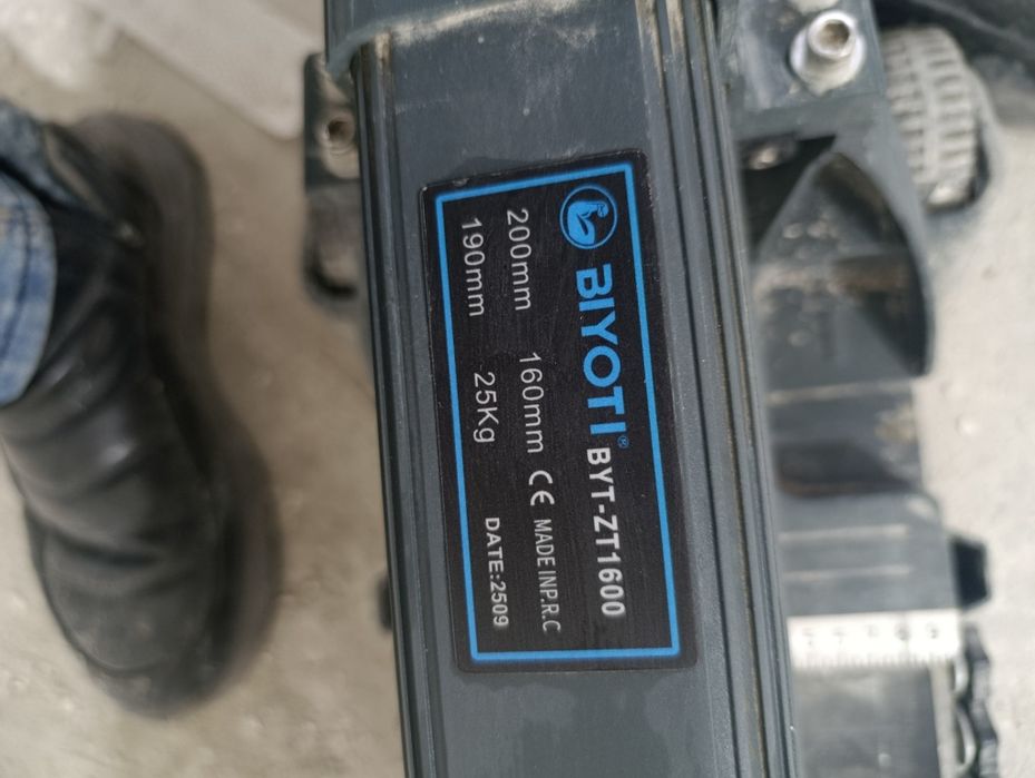 Плиткарез 1,5 метрлик Монстир