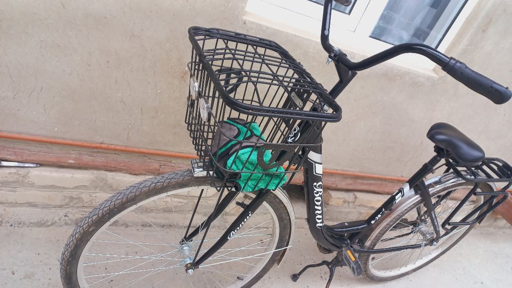 Bonvi velosiped sotiladi