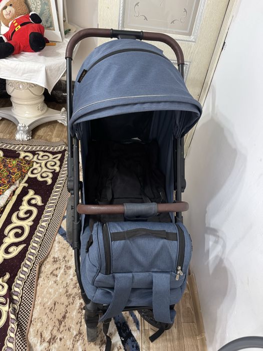 Продам коляску,
