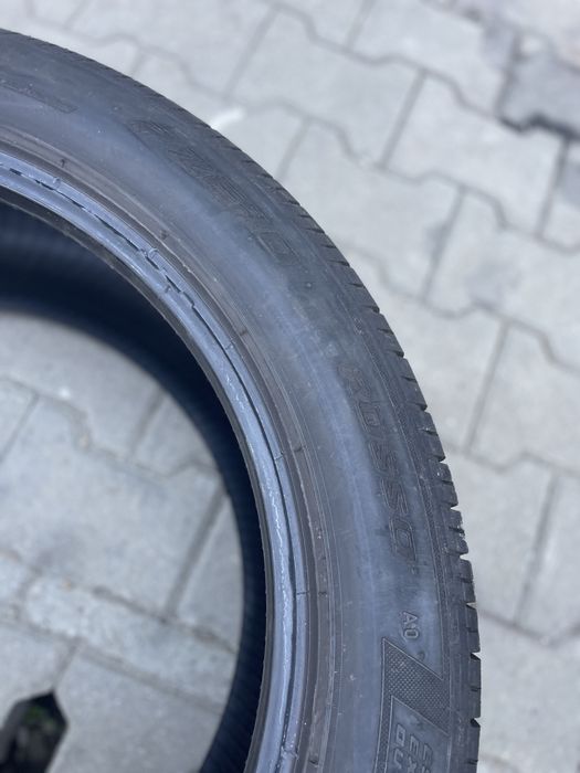 2x 275 45 20 Pirelli Pzero rosso