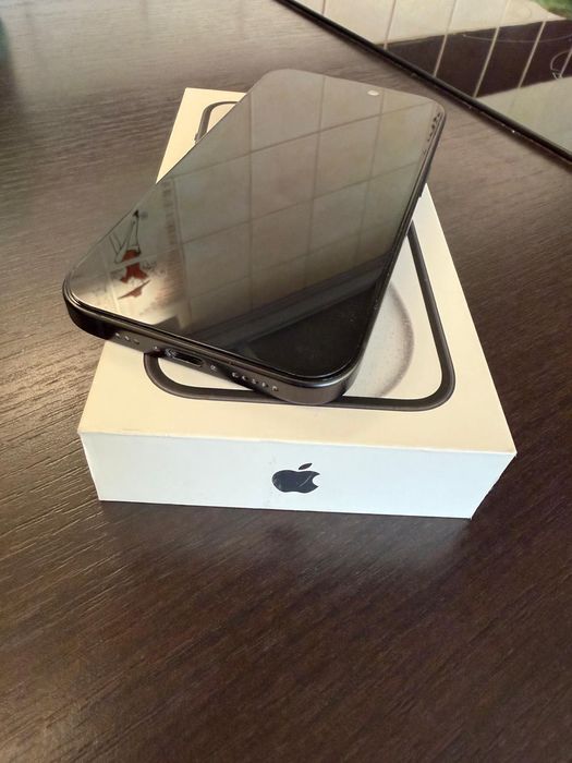 iPhone 15 black 128 GB