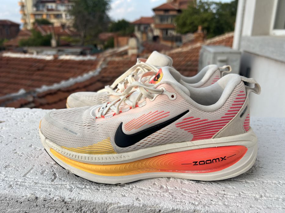 Nike Vomero18 38.5 Wmns