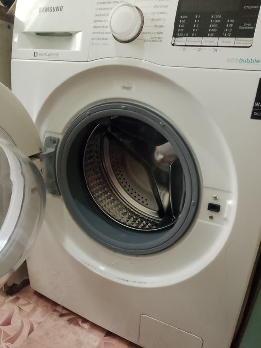 Продам стиральную машинку
