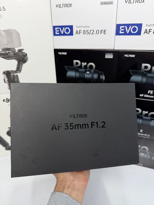 VILTROX 35mm f1.2 LAB Full-frame объектив