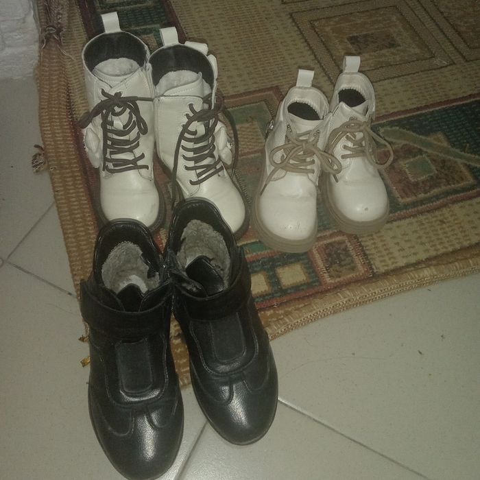 Отдам взрослые и детские вещи