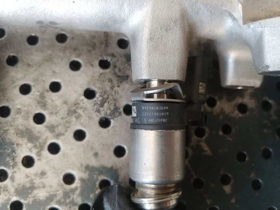 injector 1.5tsi dhf vw golf 7 golf 8 skoda octavia 3 audi a3 8v  04e906036an