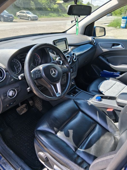 MERCEDES-BENZ B-Class 2012 — imagine 4
