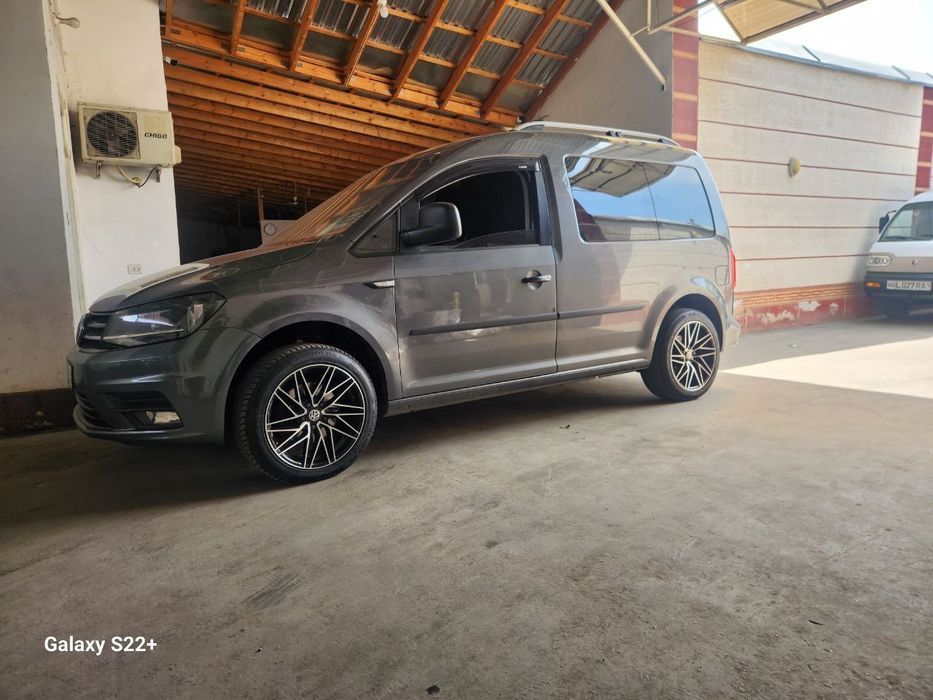 Volsvagen caddy 2021yil Kraska toza
