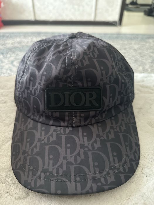 кепка диор в хорошом сост