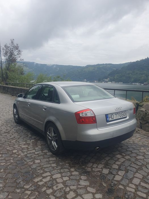 Audi a4b6 2003 .