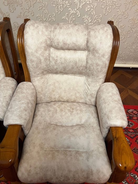 Диван ва креслолар.