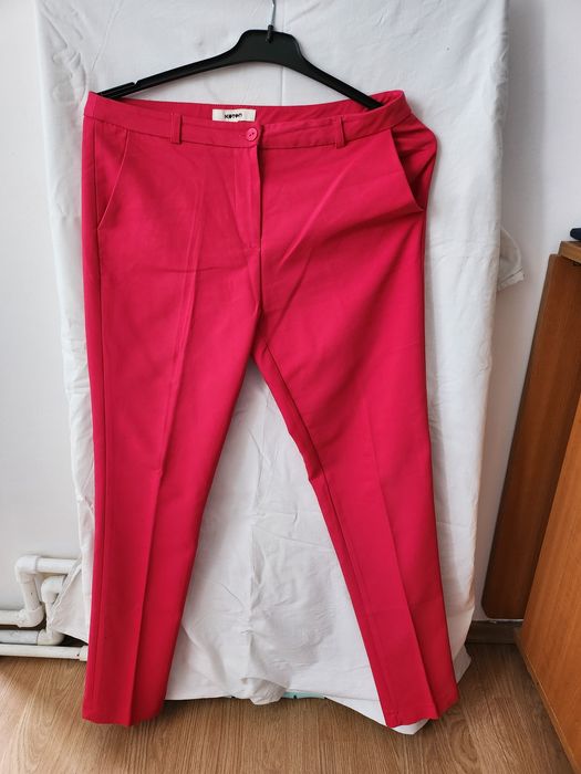Pantaloni de dama