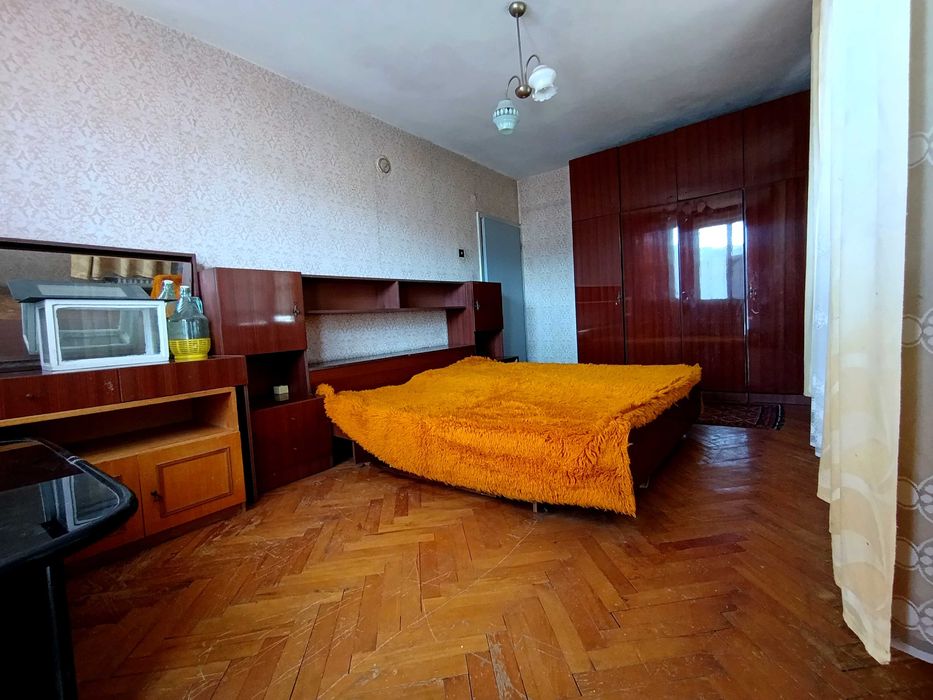 Продава се Двустаен апартамент в Габрово, Център - 72 кв.м за 1195 €/кв.м - Снимка #2