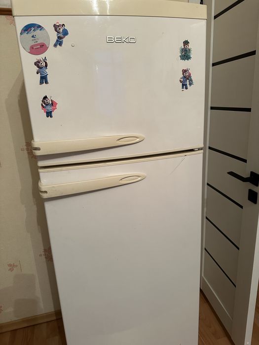 Продам холодильник