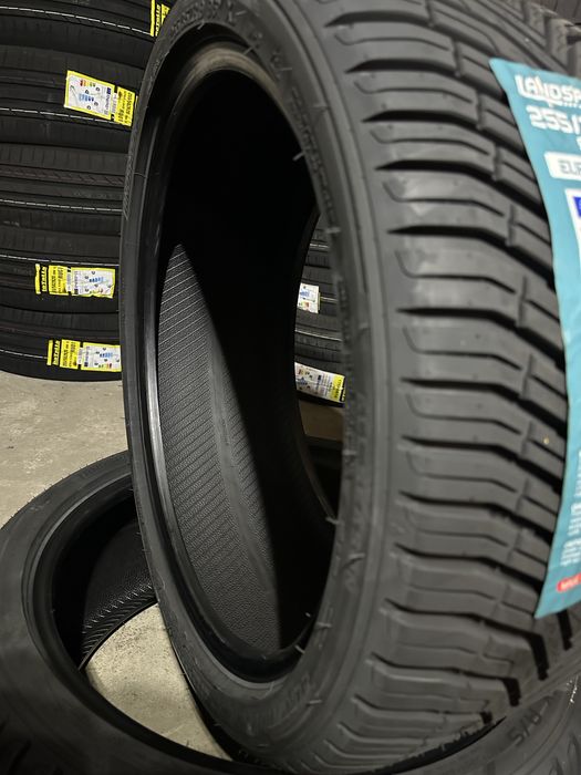 Нови всесезонни гуми LANDSPIDER 255/35R19 96Y XL НОВ DOT БОРД 2553519