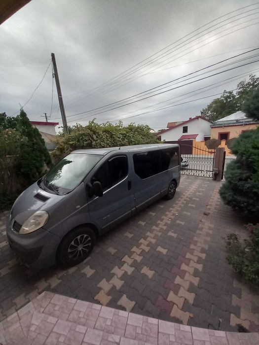 Inchirieri Microbuz 8 plus 1 Focsani