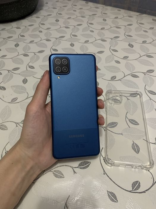 Продам Самсунг А12 32gb