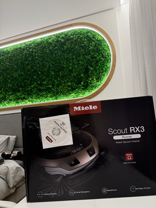 Прахосмукачка-робот Miele Scout RX3 - SPQL