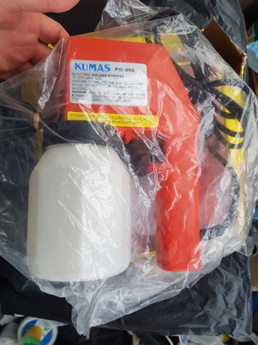 Pistol de vopsit electric 600 ml Kumas PG-350. Nou ambalat!