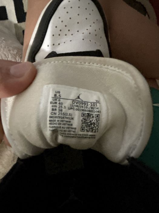 Jordan 1 panda 600 de lei