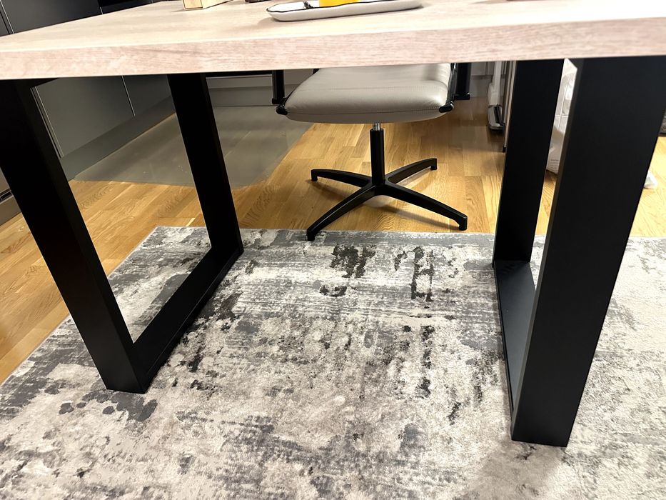 Masa picioare metal si blat lemn