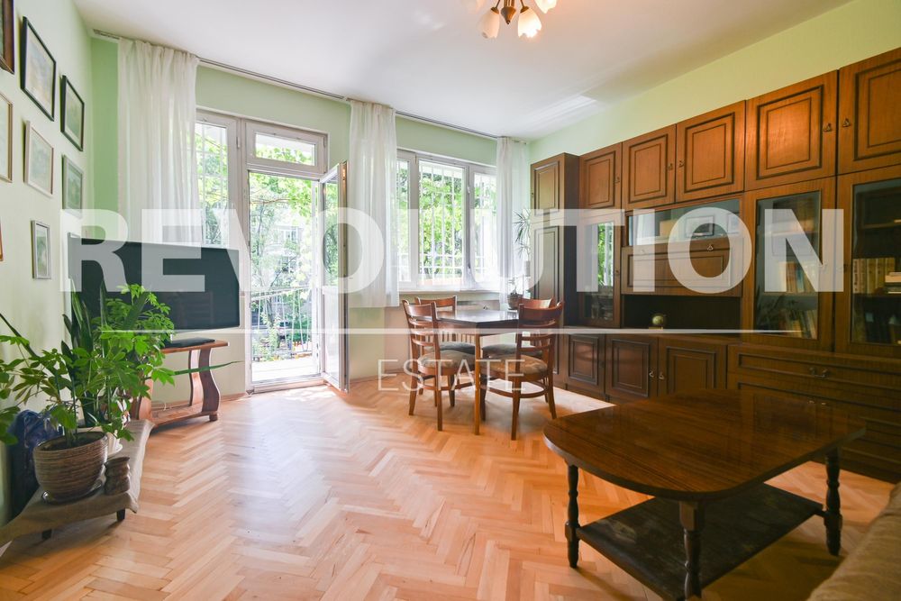 Дава се под наем Тристаен апартамент в София, Яворов - 93 кв.м за 750 € - Снимка #1