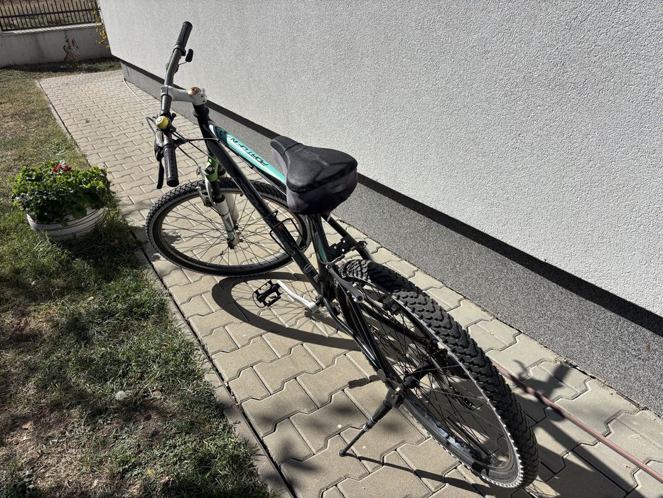 Se vinde  bicicleta