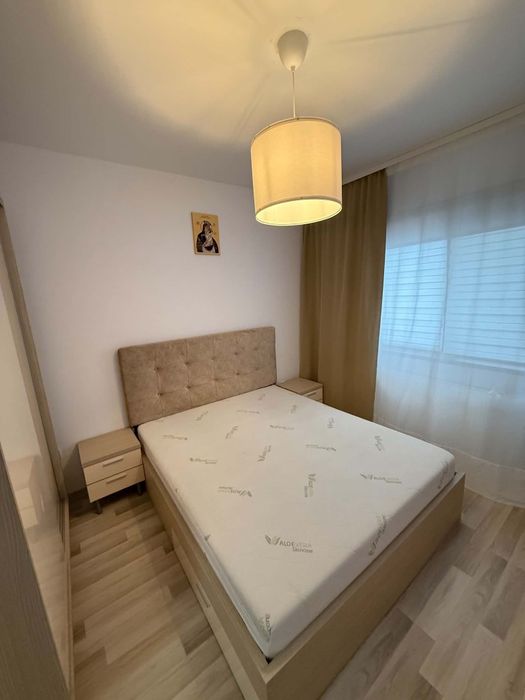 Vând apartament 2 camere mobilat modern