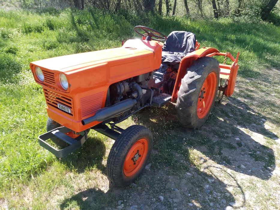 Продавам трактор Kubota 15 коня