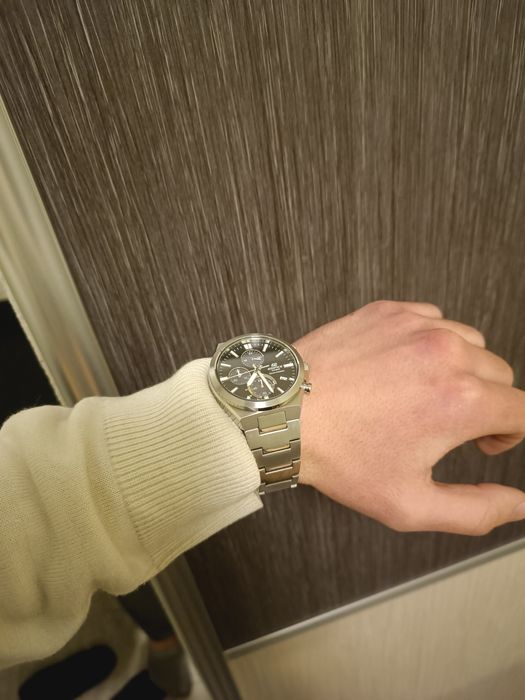 Продам часы мужские