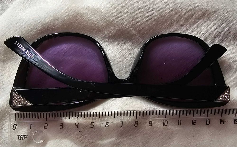 Слънчеви очила Steve Madden / Layoners