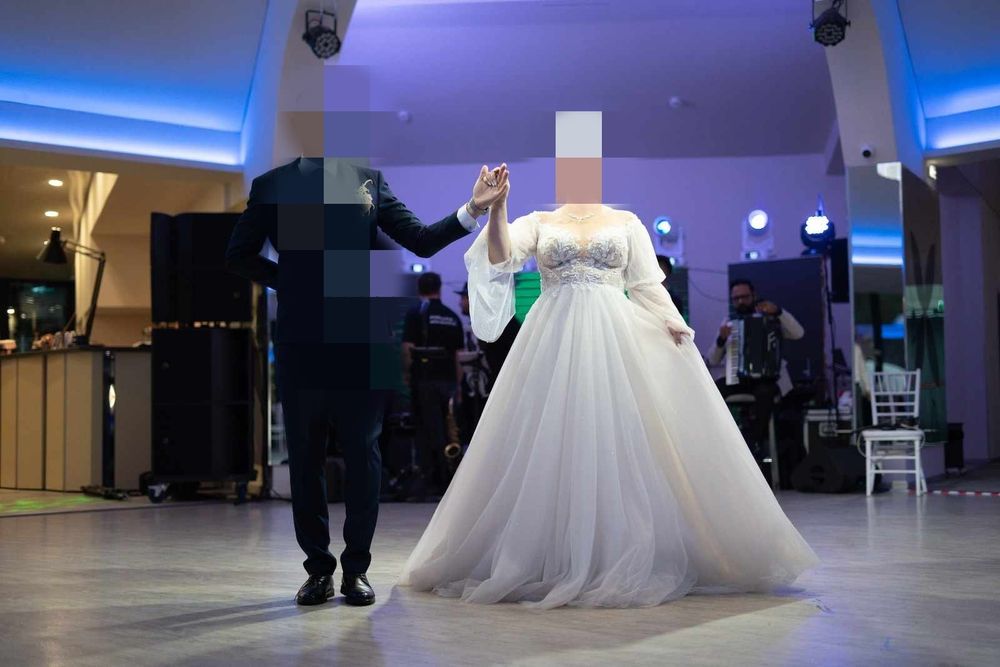 Vând rochie de mireasă