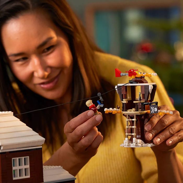 LEGO 21330 Сам вкъщи LEGO Ideas Home Alone 21330