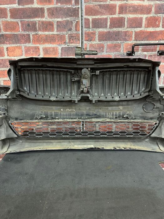 Bara fata Bmw seria 5 G30 G31 M-pachet Completa