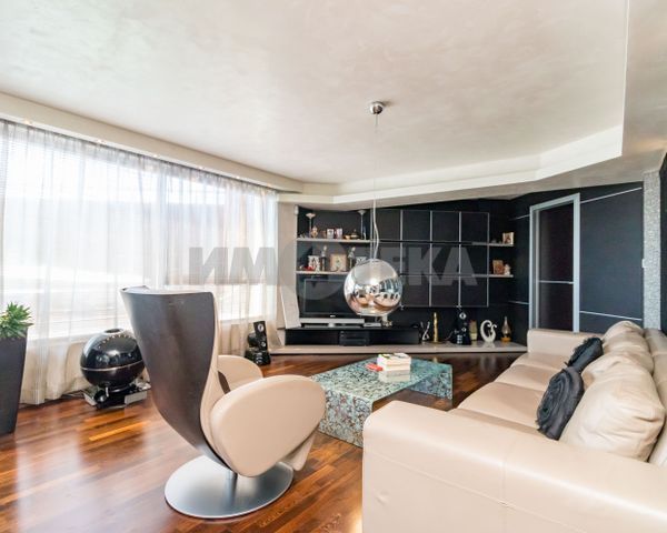 Многостаен, Варна, Бриз, 440 кв.м., 800000 €