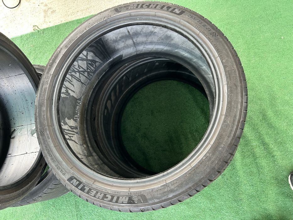 4 летни гуми michelin 2x 295 35 21/ 2x315 30 22