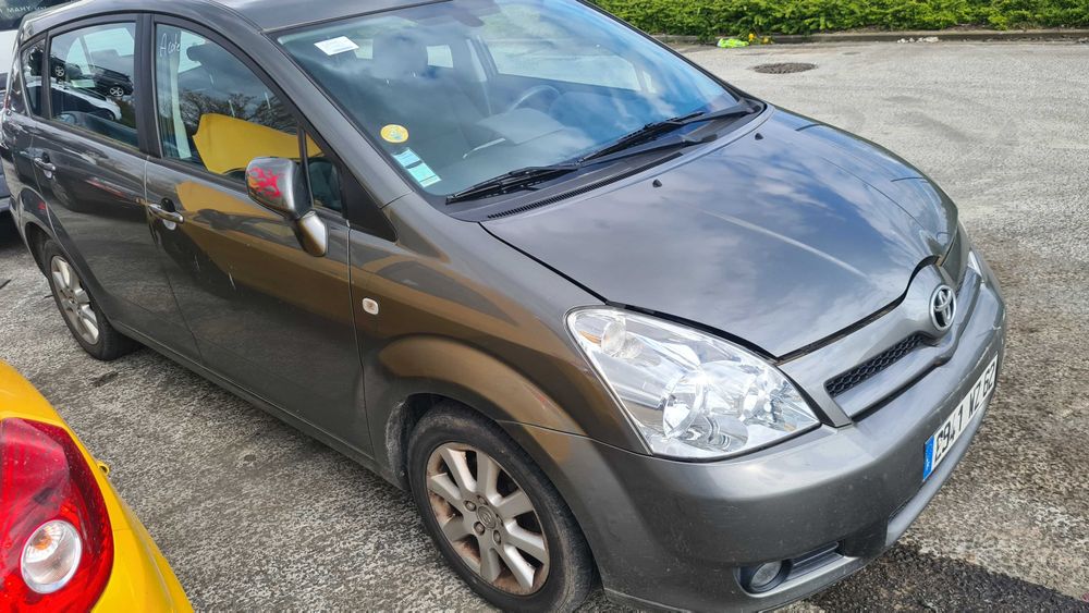 Toyota Corolla Verso 2.0/2.2 D4D 2007г. на части