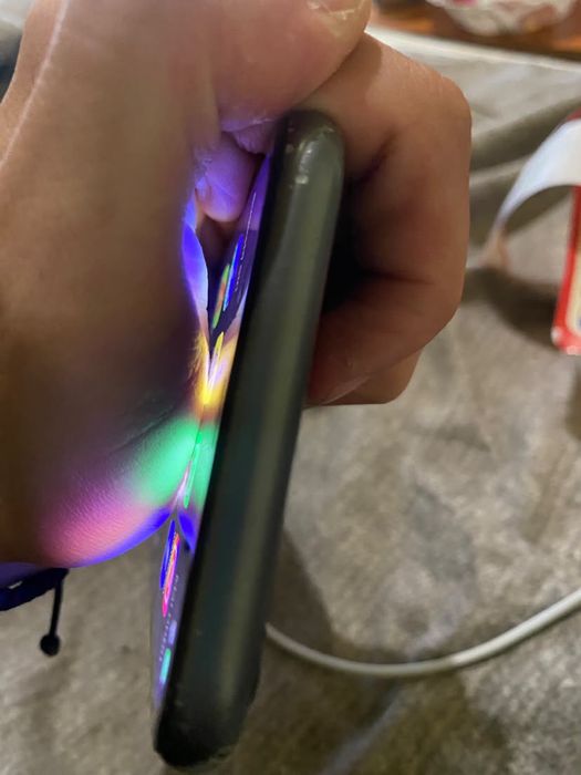 Iphone 11 ecranul spart