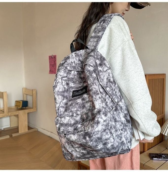 Рюкзак женский мужской молодежный водонепроницаемый вместительный