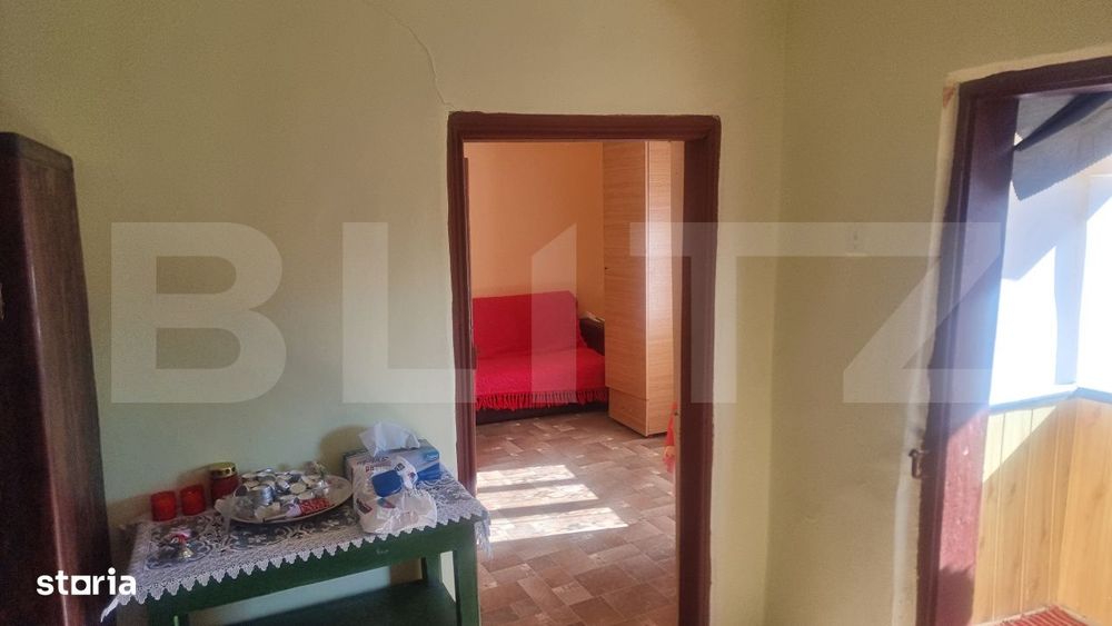 Casa renovata plus teren 2000 mp ,VARBILA