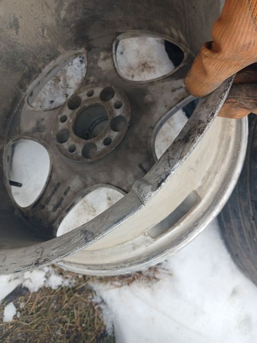 Мерседес кабаннын титанкілері сатылады