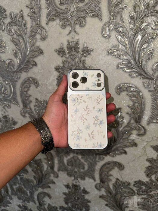 Telefoningiz uchun sifatli chexollar