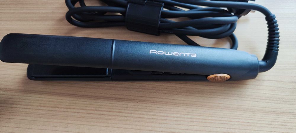 Преса за коса rowenta